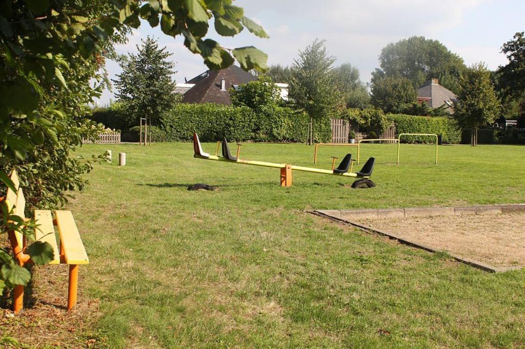 Holiday Cottage With Sauna In Zeeland Stavenisse Exterior foto